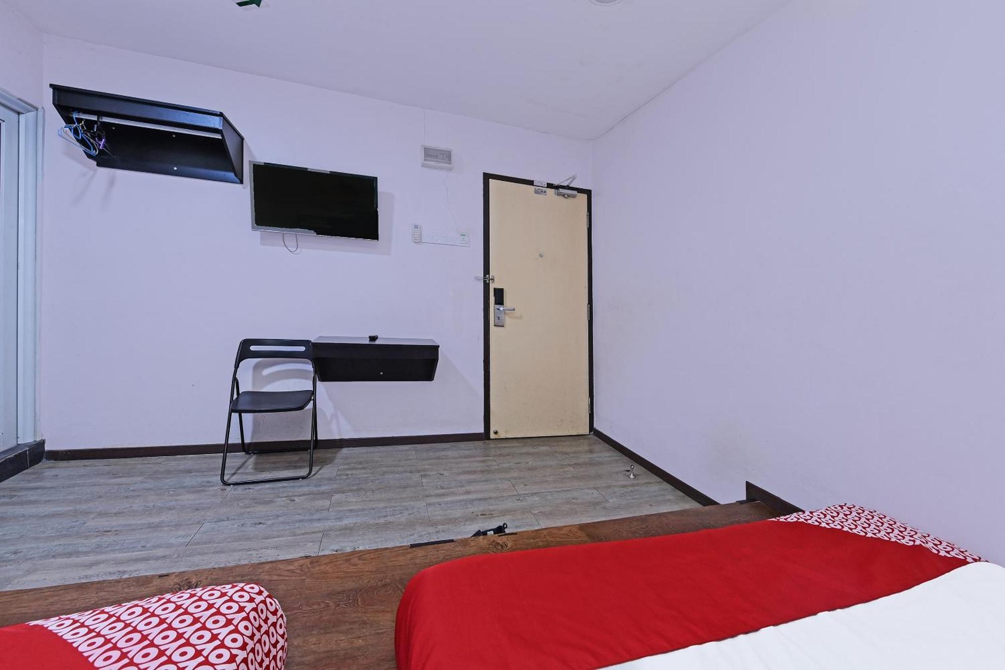 Super Oyo 992 Orange Hotel 瓜拉比拉 外观 照片