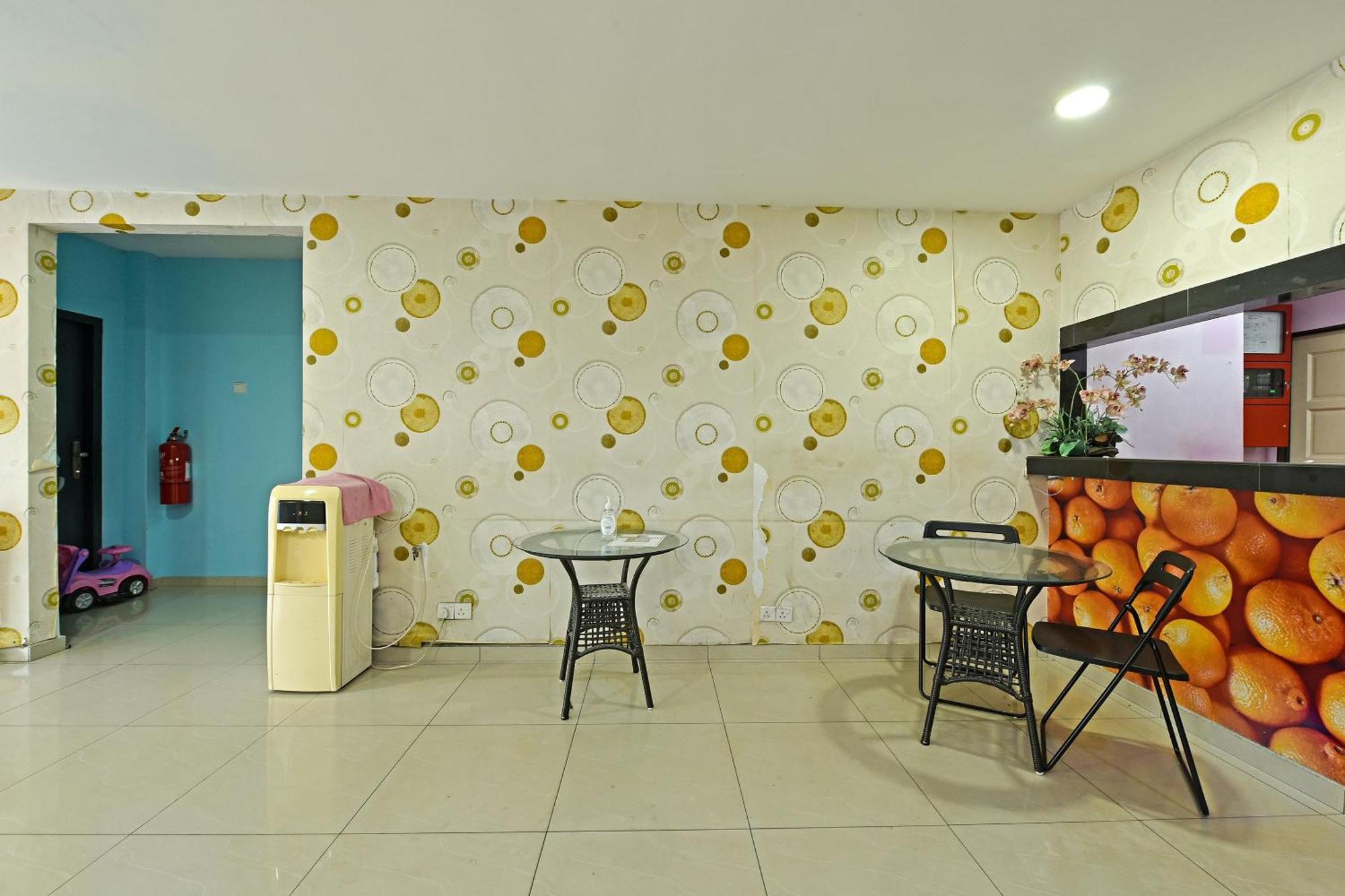 Super Oyo 992 Orange Hotel 瓜拉比拉 外观 照片